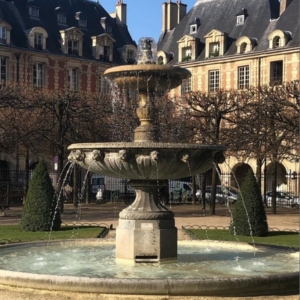 chocolate pastry and gardens in the marais