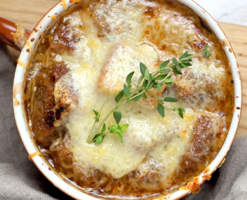 Where to eat a good french onion soup in Paris ?